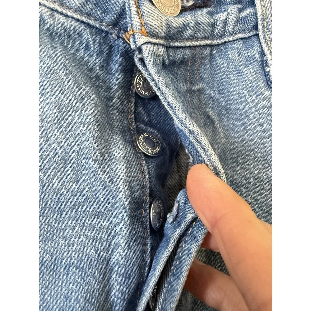 Levis Premium 501 W31 L28 Blue Cotton Ripped Straight‎ Leg Jeans Y2K